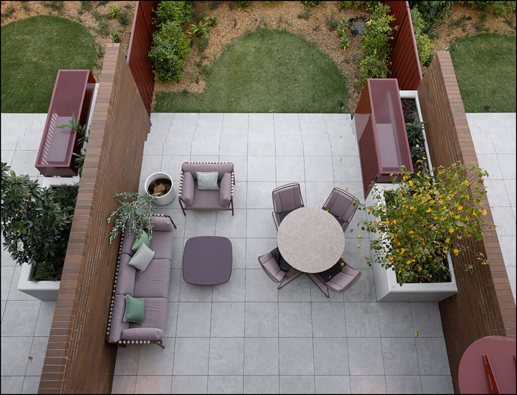 Coronation_Ashbury_Terraces_Home_Carousel_Apt_D15_3